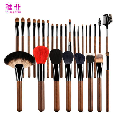 189A0428 المصنع 28PCS شعر الحيوان أنبوب النحاس مقبض خشبي شعار مخصص مجموعة فرشاة تجميل مهنية